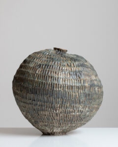 Lise Herud Braten 81. Organic vase